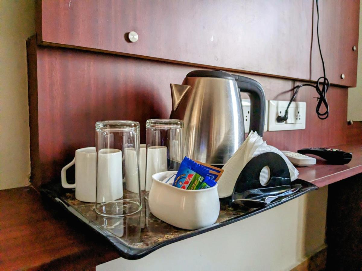 The Aster Enclave Hotel 콜카타 외부 사진