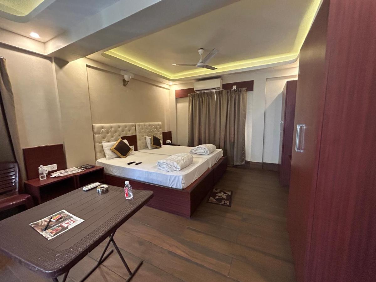 The Aster Enclave Hotel 콜카타 외부 사진