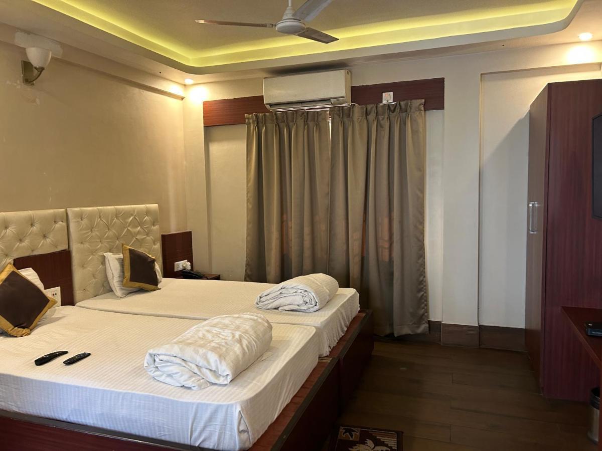The Aster Enclave Hotel 콜카타 외부 사진